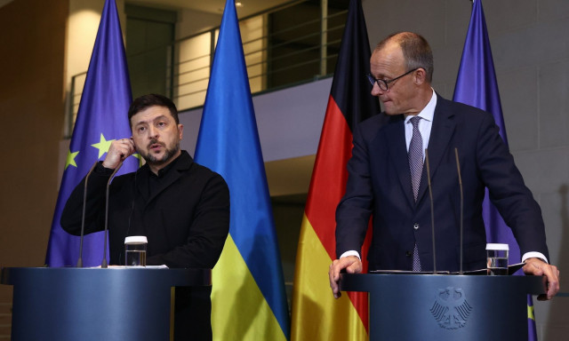 Ουκρανία: Μικρή πρόοδος και ανοιχτά «αγκάθια» στις συνομιλίες του Βερολίνου για την εκεχειρία