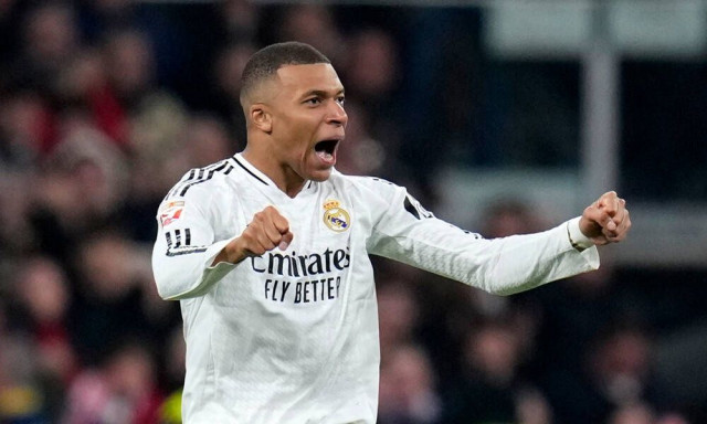 «Κεραυνός» στην Παρί με Εμπαπέ: Το ιλιγγιώδες ποσό που πρέπει να καταβάλει στον Γάλλο σούπερ σταρ