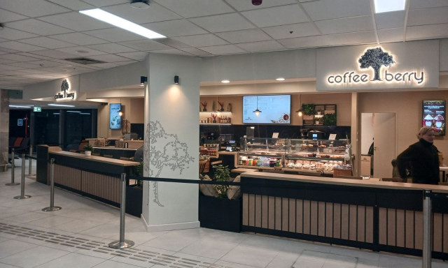 Η Coffee Berry εγκαινίασε το νέο της κατάστημα στο Αεροδρόμιο της Βουδαπέστης