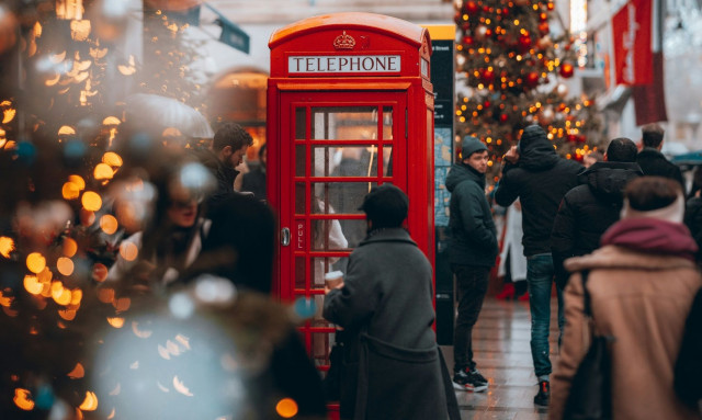 Αυστηρά μέτρα ασφαλείας σε ευρωπαϊκές χριστουγεννιάτικες αγορές - Φόβοι για τρομοκρατικές επιθέσεις
