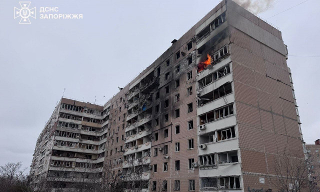 Πόλεμος στην Ουκρανία: Τουλάχιστον 32 τραυματίες από ρωσικούς βομβαρδισμούς στη Ζαπορίζια