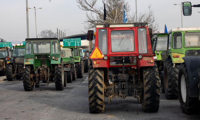 Αγρότες: Κλιμακώνουν τις κινητοποιήσεις στα μπλόκα μέχρι 22 Δεκεμβρίου