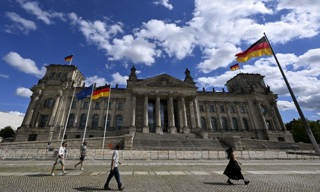 Ο… βασιλιάς είναι γυμνός – Καταρρέει το γερμανικό οικονομικό θαύμα