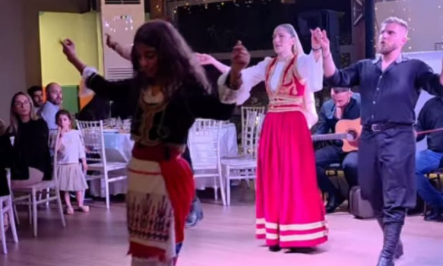 Κρήτη: Ο εντυπωσιακός μαλεβιζιώτης 13χρονης που ξεσήκωσε κέντρο διασκέδασης