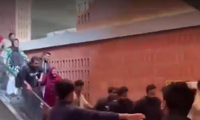 Μπανγκλαντές: Κυλιόμενη σκάλα… τρελάθηκε και επιτάχυνε απότομα – Δείτε το viral βίντεο