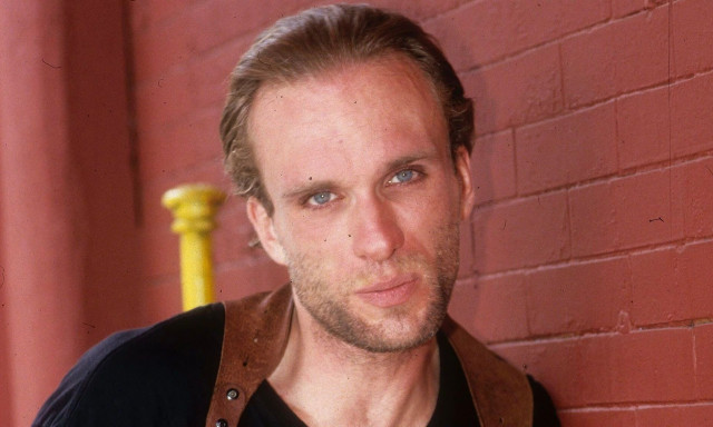 Πίτερ Γκριν: Νέα στοιχεία για τον θάνατο του ηθοποιού - Έφερε τραύματα στο σώμα του