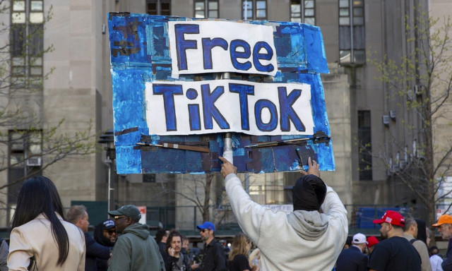 Συμφωνία για το «αμερικανικό» Τik Tok: Συνεχίζει τη λειτουργία του στις ΗΠΑ - Οι όροι του «ντιλ»