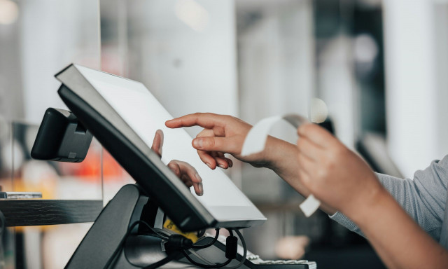 Αυτόματη είσπραξη ΦΠΑ από την εφορία – Οι προϋποθέσεις και τα δύο σενάρια