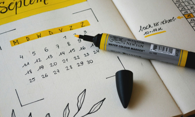 Πρόταση σταθμός: Αν η αργία πέφτει Σαββατοκύριακο να μετατίθεται μέσα στην εβδομάδα