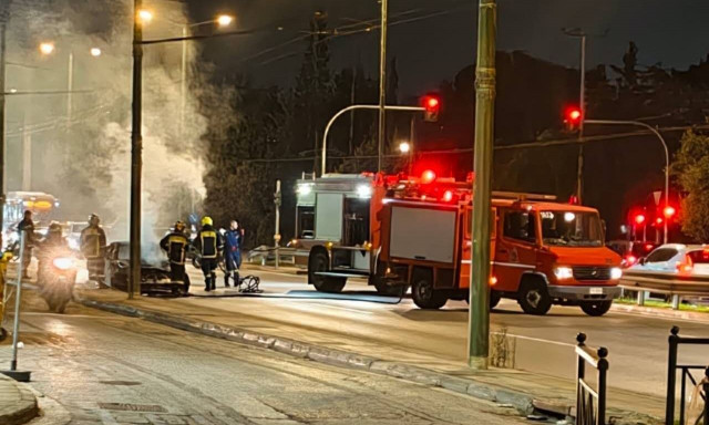 Κάηκε ΙΧ στη λεωφόρο Κηφισίας