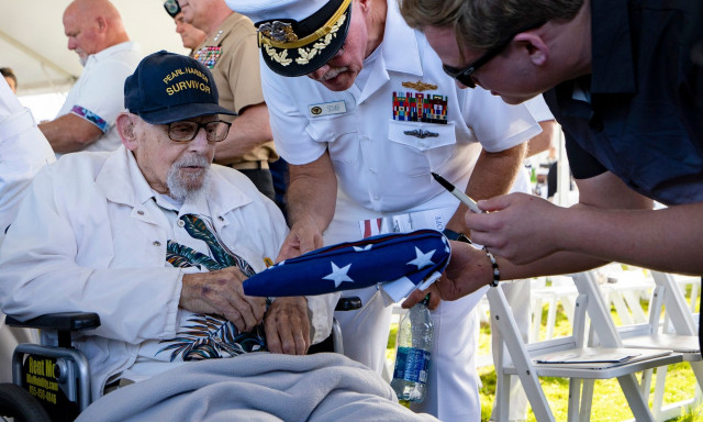 Πέθανε ο Ira «Ike» Schab σε ηλικία 105 ετών - Ήταν επιζών της επίθεσης στο Περλ Χάρμπορ το 1941