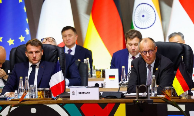 Game of Τhrones: Ο Μερτς θέλει να καθίσει στη θέση του Μακρον και να γίνει ο αμαξηλάτης της Ευρώπης