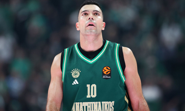 Παναθηναϊκός AKTOR: Δεν πάει στο Κάουνας ο Σλούκας, «τρέχει» για Ολυμπιακό