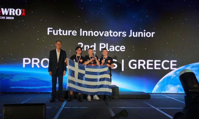 Aσημένιο μετάλλιο για την Ελλάδα και 1η θέση στην Ευρώπη στην Παγκόσμια Ολυμπιάδα Ρομποτικής 2025