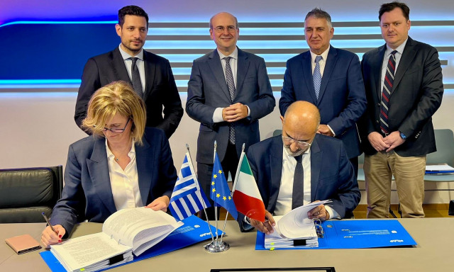 Χατζηδάκης: 23 νέα τρένα έως το 2027 - Κάνουμε μια νέα αρχή διορθώνοντας παθογένειες δεκαετιών