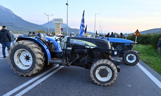 Ανυποχώρητοι οι αγρότες: Κλείνουν τις σήραγγες των Τεμπών για φορτηγά σήμερα