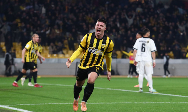 AEK: Έκλεισε το 2025 με… σπασμένα φρένα – Δέκα σερί νίκες μετά από 20 χρόνια!