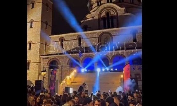 Δούκας για το rave party έξω από εκκλησία: «Άρεσε πολύ στον κόσμο»