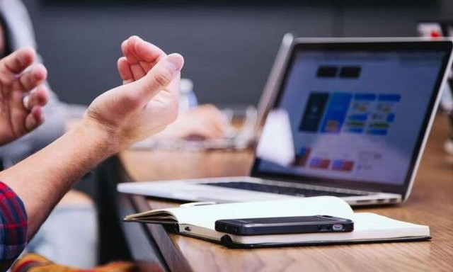 Πώς και πόσο αμείβονται όσοι εργαστούν στις 25 και 26 Δεκεμβρίου