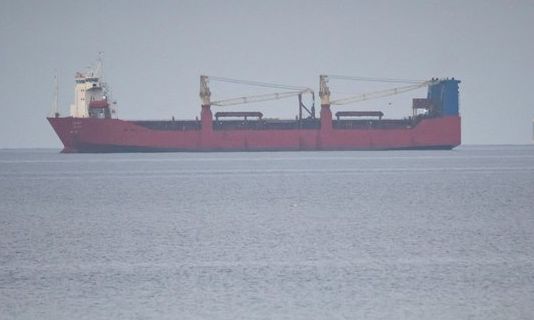 Η Σουηδία απελευθέρωσε ρωσικό φορτηγό πλοίο που εμπλέκεται σε εμπόριο όπλων