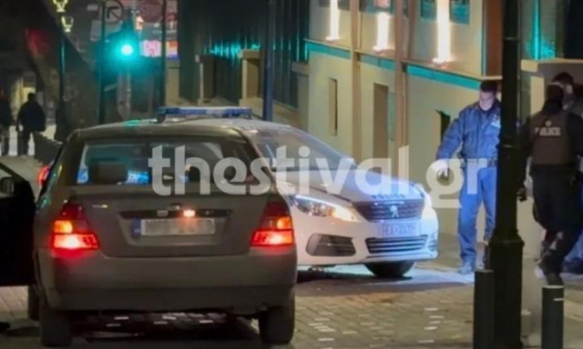 Θεσσαλονίκη: Επίθεση με μολότοφ σε περιπολικό
