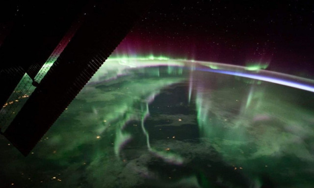 Είναι επίσημο: Ο μαγνητικός βόρειος πόλος της Γης έχει νέα θέση και κατευθύνεται προς άγνωστα εδάφη