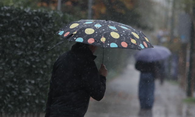 Νέο έκτακτο δελτίο επιδείνωσης καιρού από την ΕΜΥ - Πού θα «χτυπήσει» η κακοκαιρία τα Χριστούγεννα