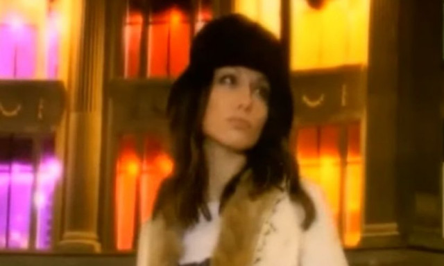 Ο Φοίβος αποκαλύπτει την ιστορία πίσω από τα «Χριστούγεννα» της Δέσποινας Βανδής