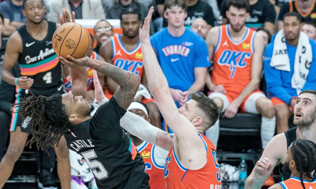 Θάντερ - Σπερς