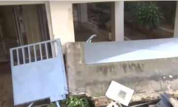 Άλιμος: Κατέρρευσε μάντρα πολυκατοικίας από την κακοκαιρία