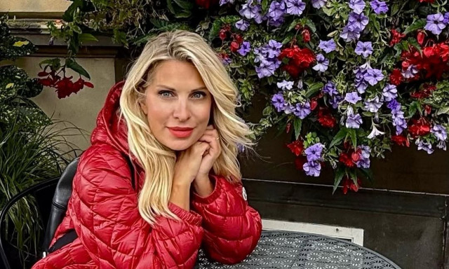 Ελένη Μενεγάκη: Ο ιδιαίτερος τρόπος που ευχήθηκε «Χρόνια Πολλά» στο πλευρό του Μάκη Παντζόπουλου