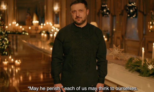 Ο Ζελένσκι φέρεται να εύχεται στο Χριστουγεννιάτικο μήνυμά του τον θάνατο του Πούτιν: «Ας χαθεί»