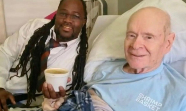 Σεφ έσωσε τη ζωή 78χρονου όταν δεν εμφανίστηκε για το καθημερινό του φαγητό