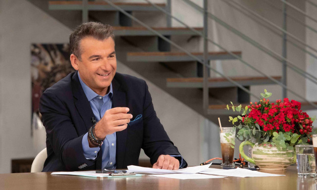 Τα πρόσωπα που θα απασχολήσουν στην TV το 2026 – Από τον Γιώργο Λιάγκα στον Χρήστο Φερεντίνο