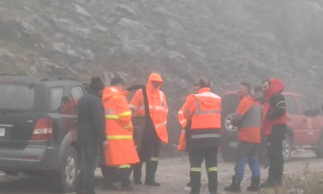 «Τους εντόπισαν σχεδόν αγκαλιασμένους» - Τραγική κατάληξη στην έρευνα για τους τρεις ορειβάτες