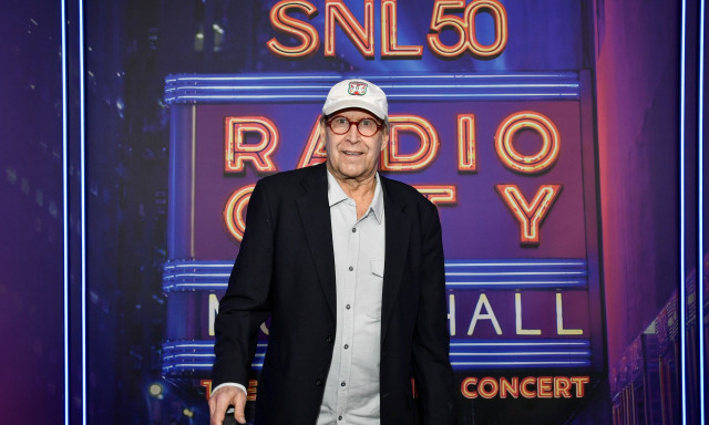 Chevy Chase: «Επέστρεψε από τους νεκρούς» - Το 8ήμερο κώμα στη διάρκεια της πανδημίας Covid