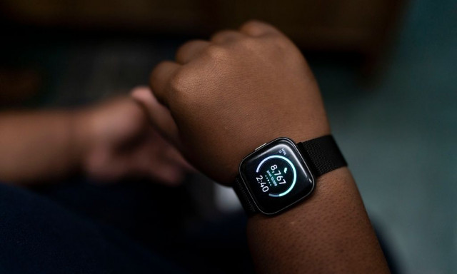 Ο γιατρός στον καρπό μου: Πότε το smartwatch σώζει ζωές και πότε γίνεται επικίνδυνη παγίδα;