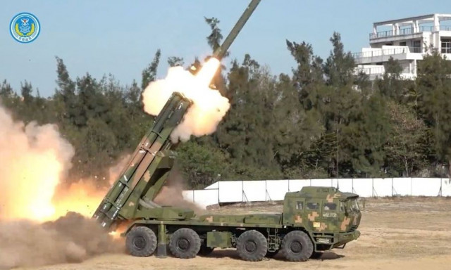 Κίνα: Εκτόξευσε πυραύλους ανοιχτά της Ταϊβάν κατά τη δεύτερη ημέρα στρατιωτικών ασκήσεων