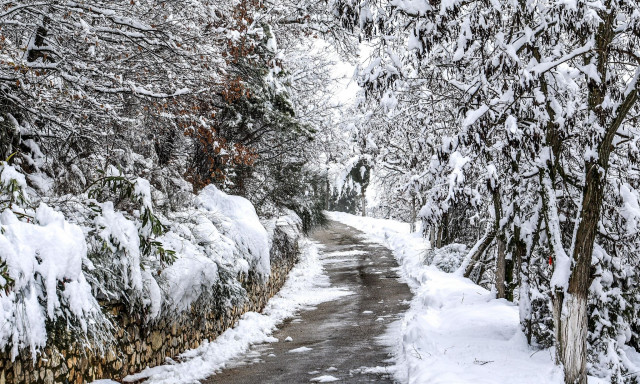 Καιρός: Έρχεται «λευκή» Πρωτοχρονιά με τσουχτερό κρύο - Πού θα χιονίσει το επόμενο 48ωρο