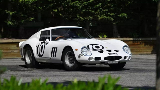 Στο σφυρί η ακριβότερη Ferrari όλων των εποχών