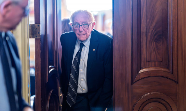 Μπέρνι Σάντερς: Όταν η Τεχνητή Νοημοσύνη παίρνει τις δουλειές, ποιος πληρώνει τους ανθρώπους;