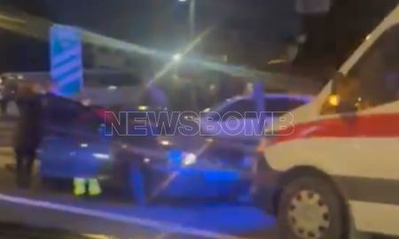 Κηφισός: Σοβαρό τροχαίο με τραυματίες τώρα στη Βαρυμπόμπη - Σύγκρουση δύο αυτοκινήτων