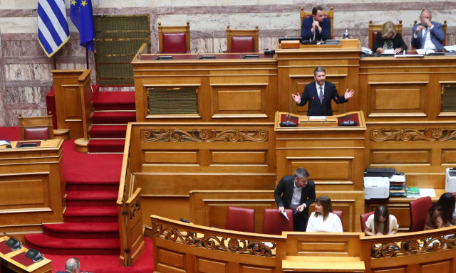 Οργή ΠΑΣΟΚ για την πρόταση Κακλαμάνη περί απλής πλειοψηφίας για τις ηγεσίες Ανεξάρτητων Αρχών