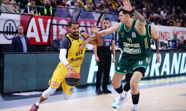 Τζιάν Κλαβέλ ΑΕΚ