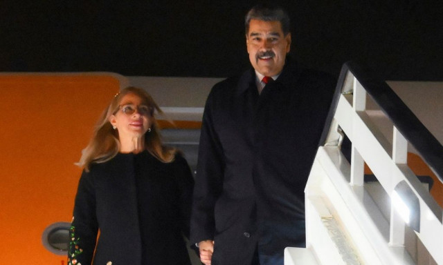 Ο Νικολάς Μαδούρο συνελήφθη ενώ κοιμόταν - Τον έσυραν με τη σύζυγό του από το κρεβάτι