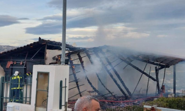 Τραγωδία στη Ραφήνα: Νεκρό άτομο από πυρκαγιά σε μονοκατοικία