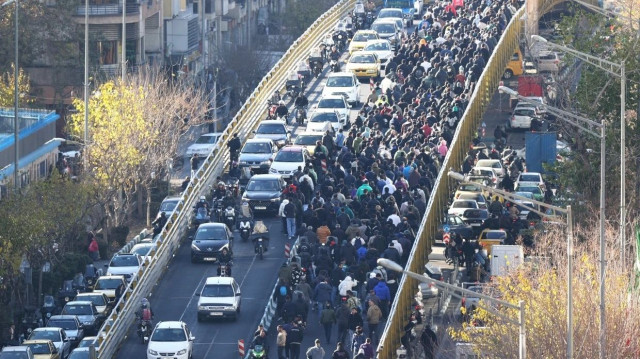 Ιράν: Τουλάχιστον τέσσερις νεκροί σε συγκρούσεις με την αστυνομία