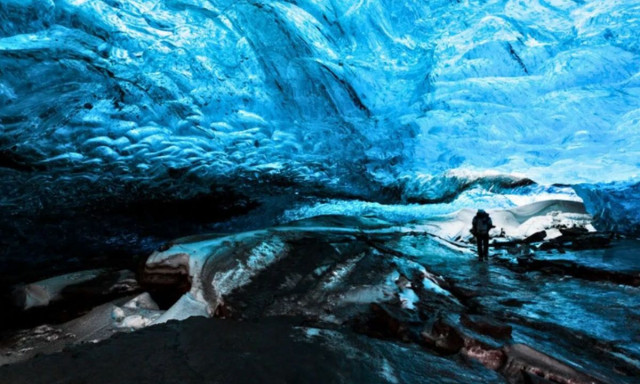 Εξαφανίστηκε σε μια σπηλιά για 63 ημέρες και επέστρεψε με τη γέννηση μιας νέας βιολογίας