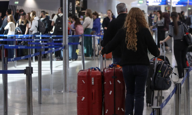 Κυβερνητικές πηγές για αεροδρόμια: «Ξεκάθαρο ότι είναι θέμα που αφορά στις συχνότητες»