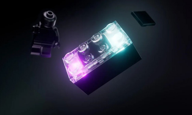 Βίντεο – Η LEGO αλλάζει τα εμβληματικά τουβλάκια και συστήνει τα… Smart Bricks